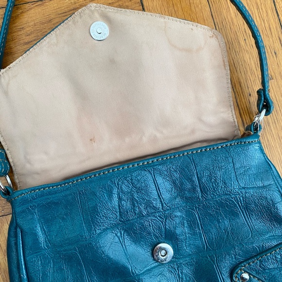 Elegant Teal Crossbody Bag - Picture 3 of 9